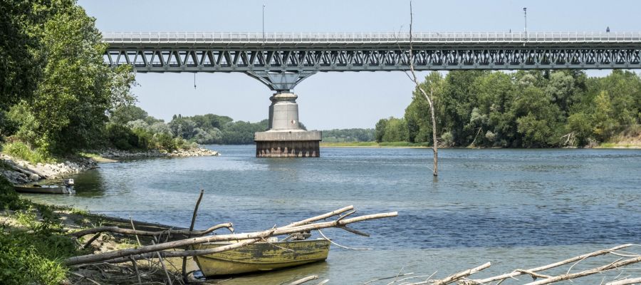 Ponti sul Po: Forza Italia chiede una proroga al 2026 per salvare i finanziamenti