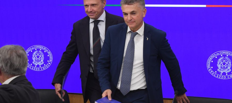 Il governo approva il decreto per i tir, ma il gasolio di ottobre resta scoperto