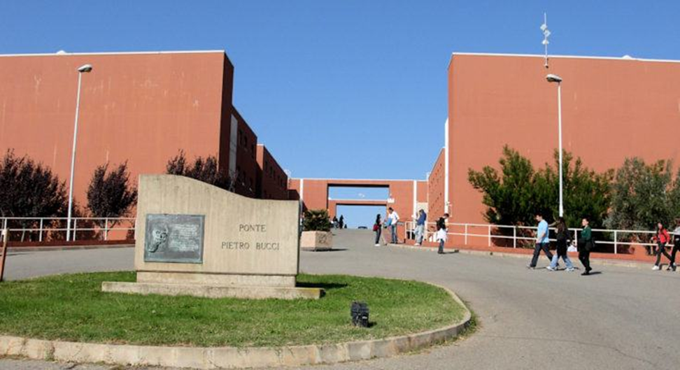 UNICAL, Πανεπιστήμιο στην κορυφή της παγκόσμιας κατάταξης αλλά αγνοείται από τα εθνικά μέσα ενημέρωσης