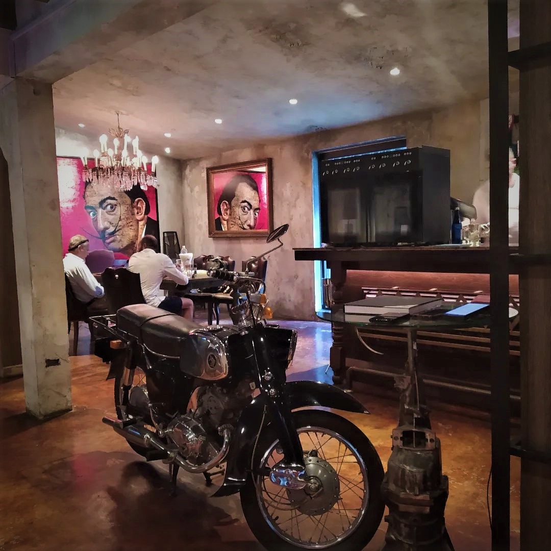 Bangkok la interessante esperienza di The Melting Clock