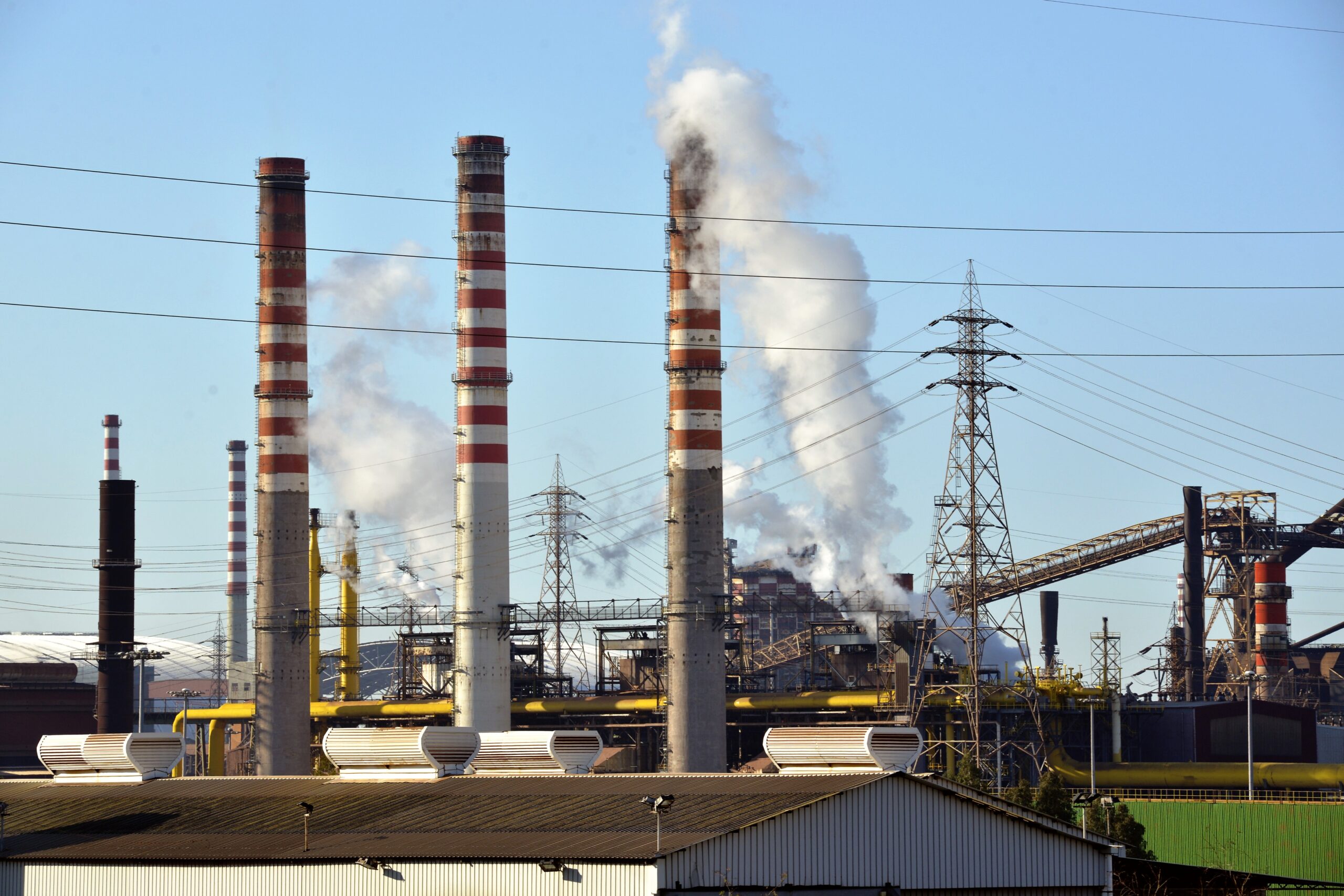 Ex Ilva, il 9 settembre a Milano l’udienza per lo stop dell’area a caldo