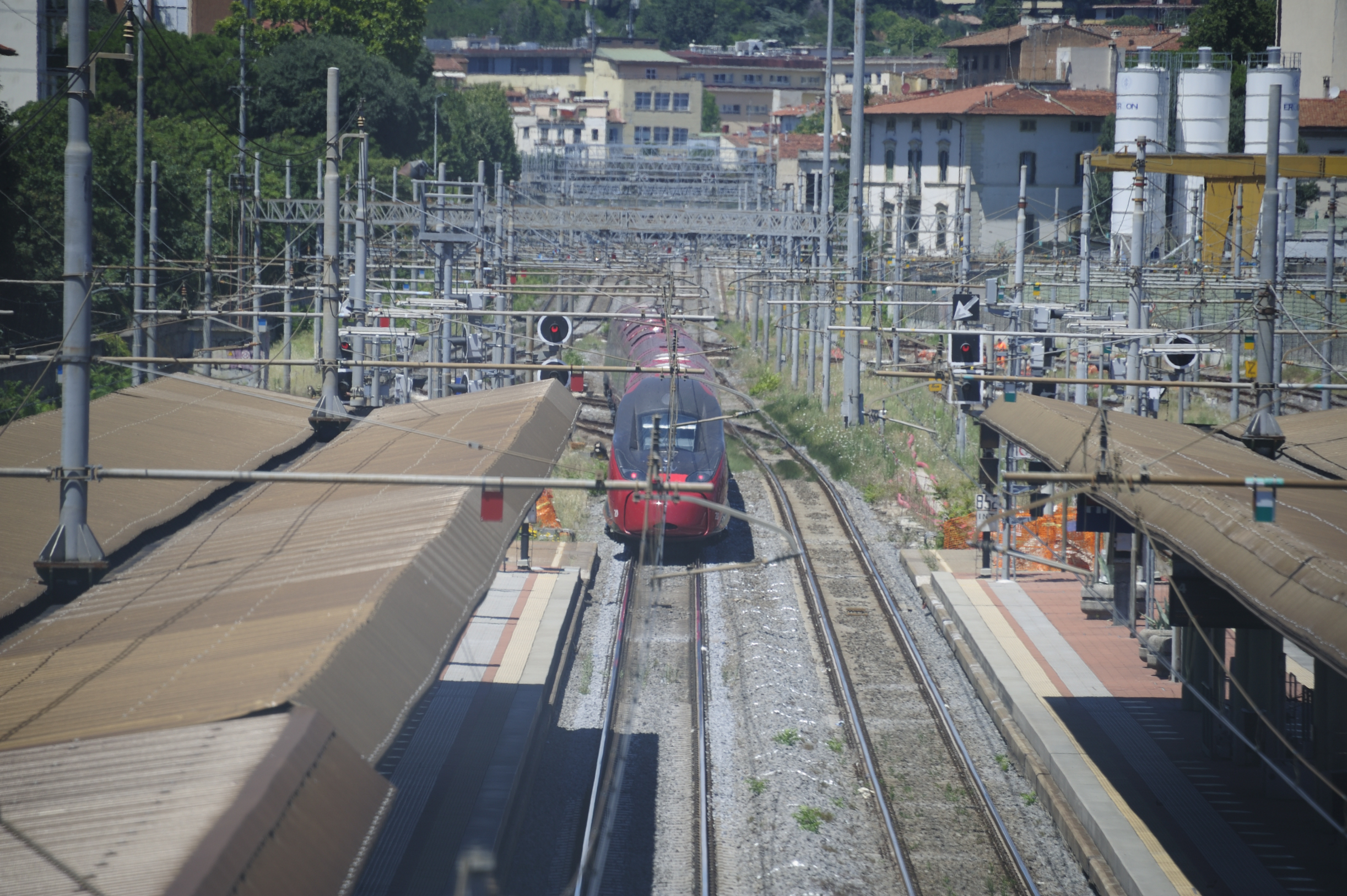 Ferrovie, furto di cavi in rame, circolazione rallentata sulla linea Roma-Grosseto