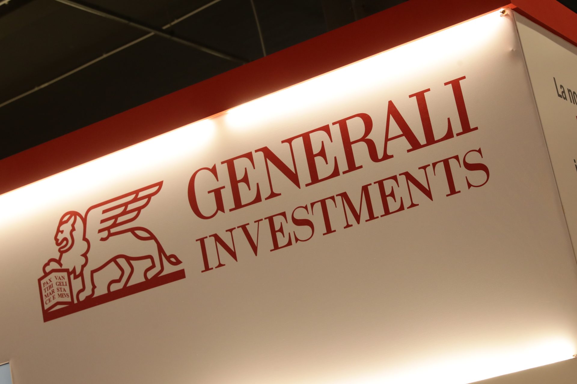 Generali Investments, 175 milioni su Retelit: spinta ai data center italiani e alla connettività digitale