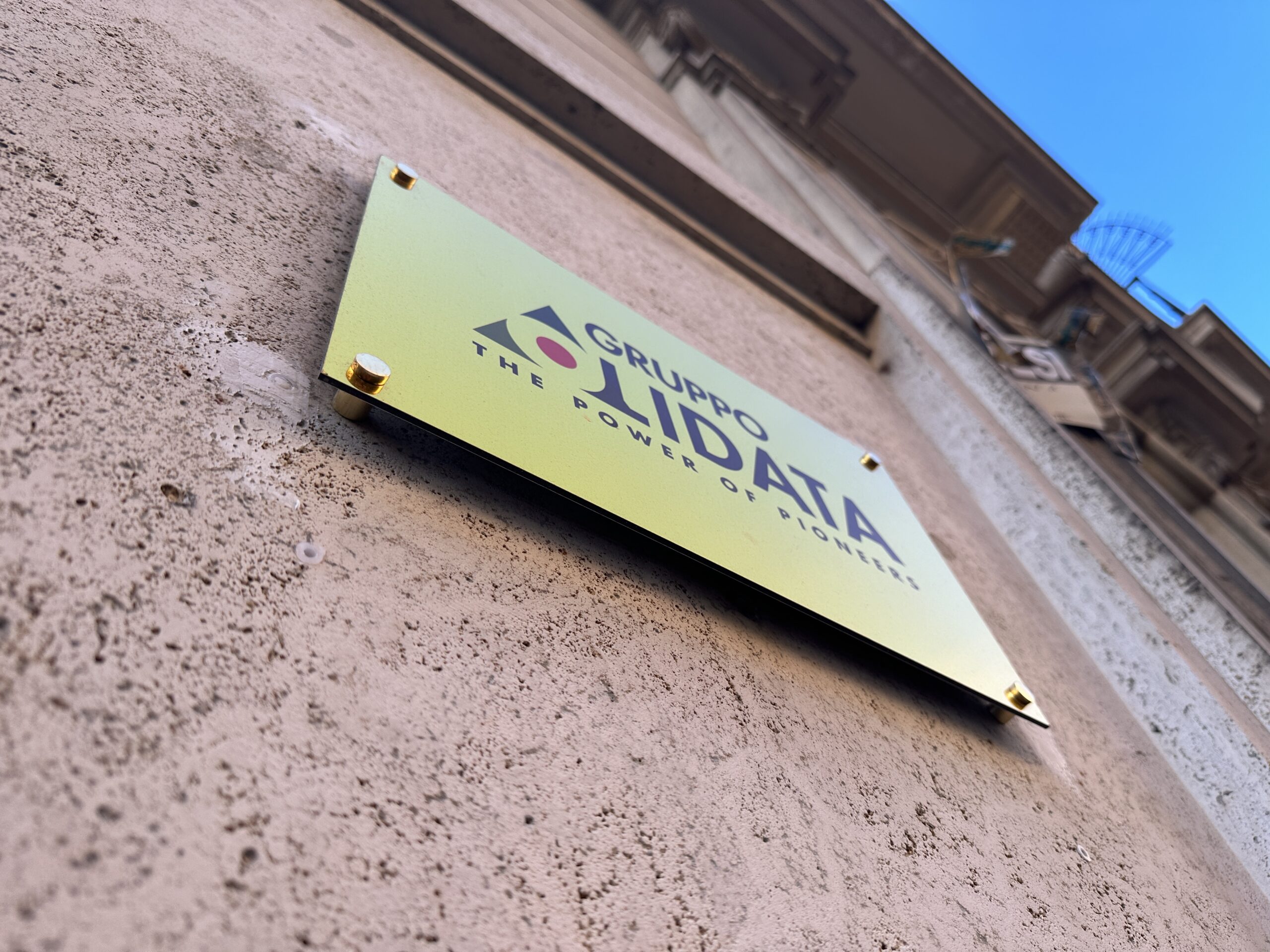 Infrastrutture: Olidata si aggiudica una gara IPZS di 15,9 milioni di euro per l’aggiornamento delle infrastrutture centrali e di sicurezza del circuito CIE