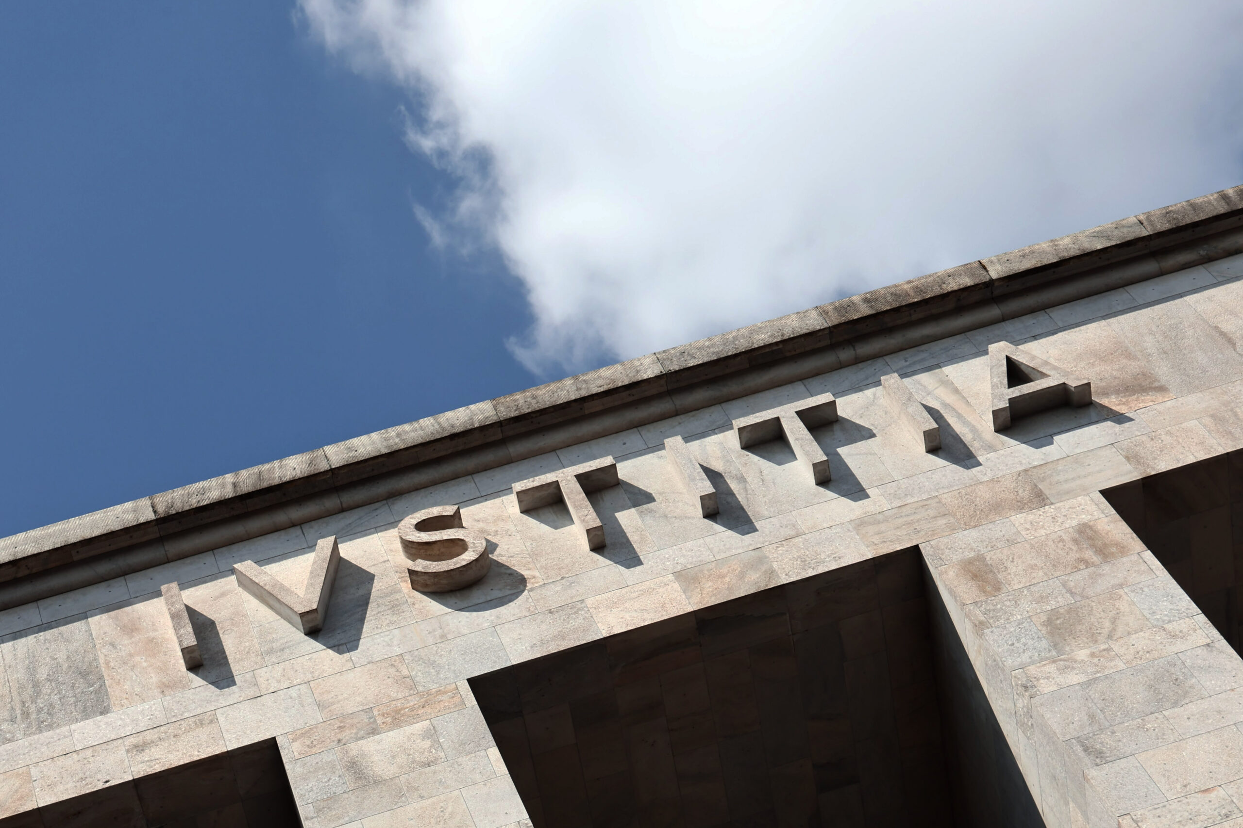 Edilizia giudiziaria, 41 cantieri PNRR conclusi: superato il target europeo sui metri quadri