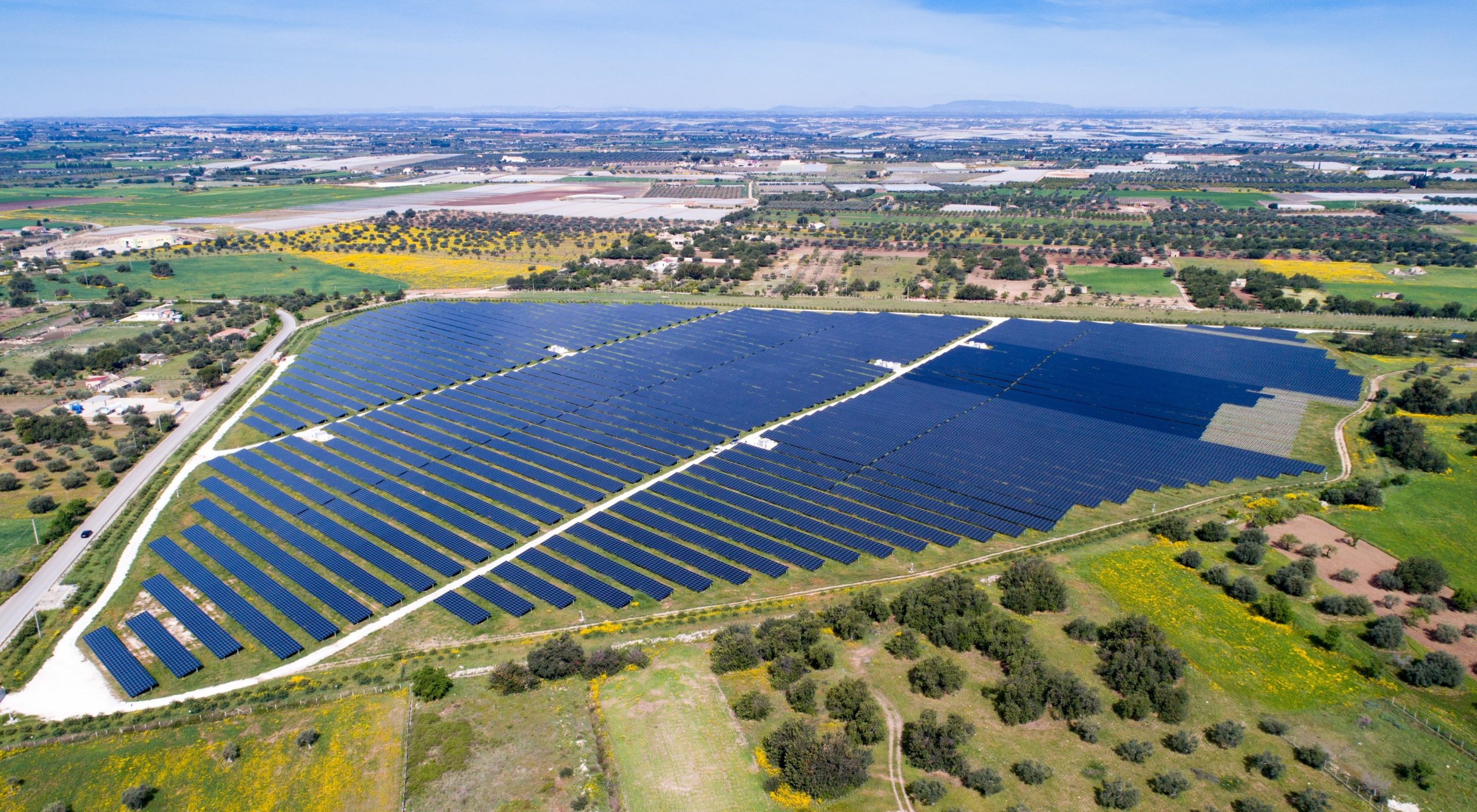 Calabria, FS: “Realizzato il più grande impianto fotovoltaico”