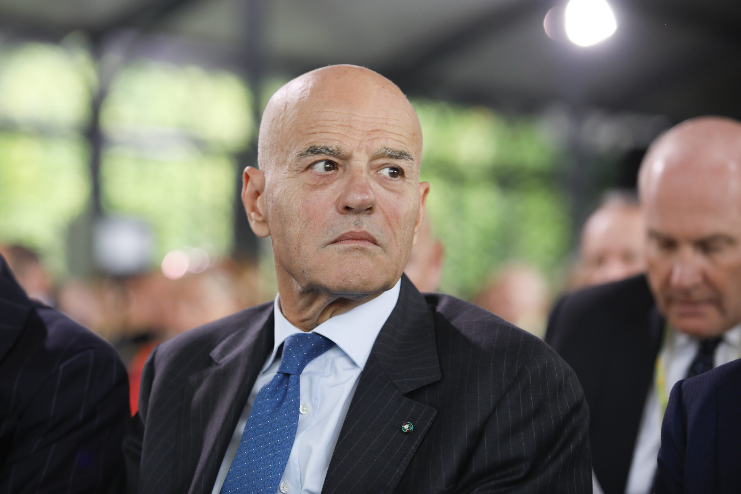 ENI, Descalzi al quinto mandato. Di Foggia nuova presidente: il Cane a sei zampe cambia vertici ma non rotta