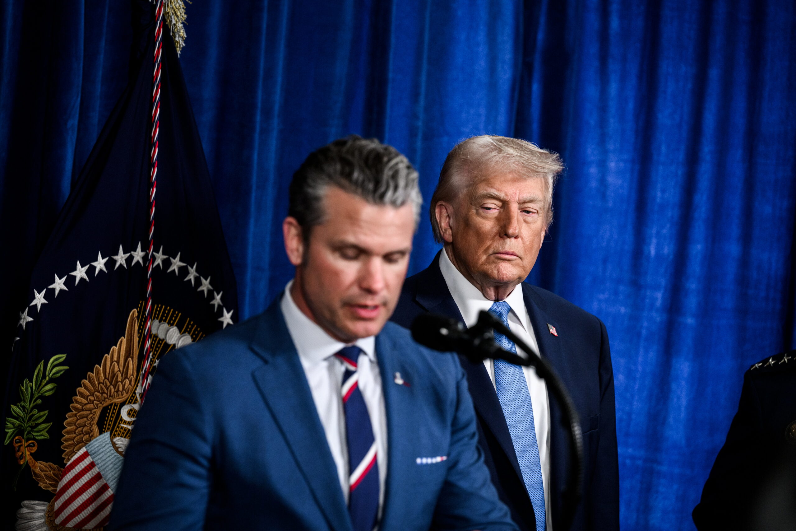 Una terza portaerei verso l’Iran, Trump pensa a nuovi raid