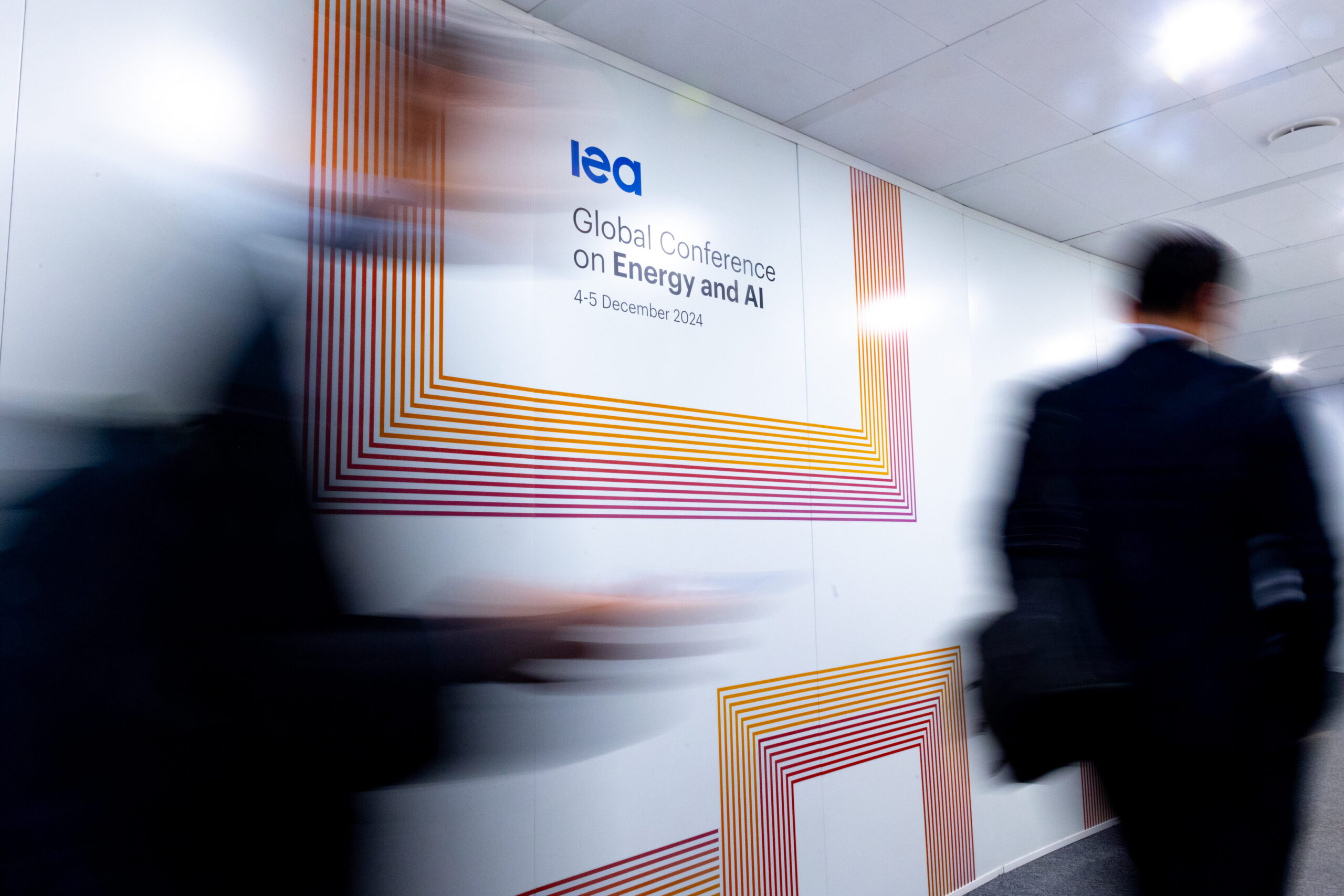 Intelligenza artificiale e Data Center mettono sotto pressione le reti elettriche globali