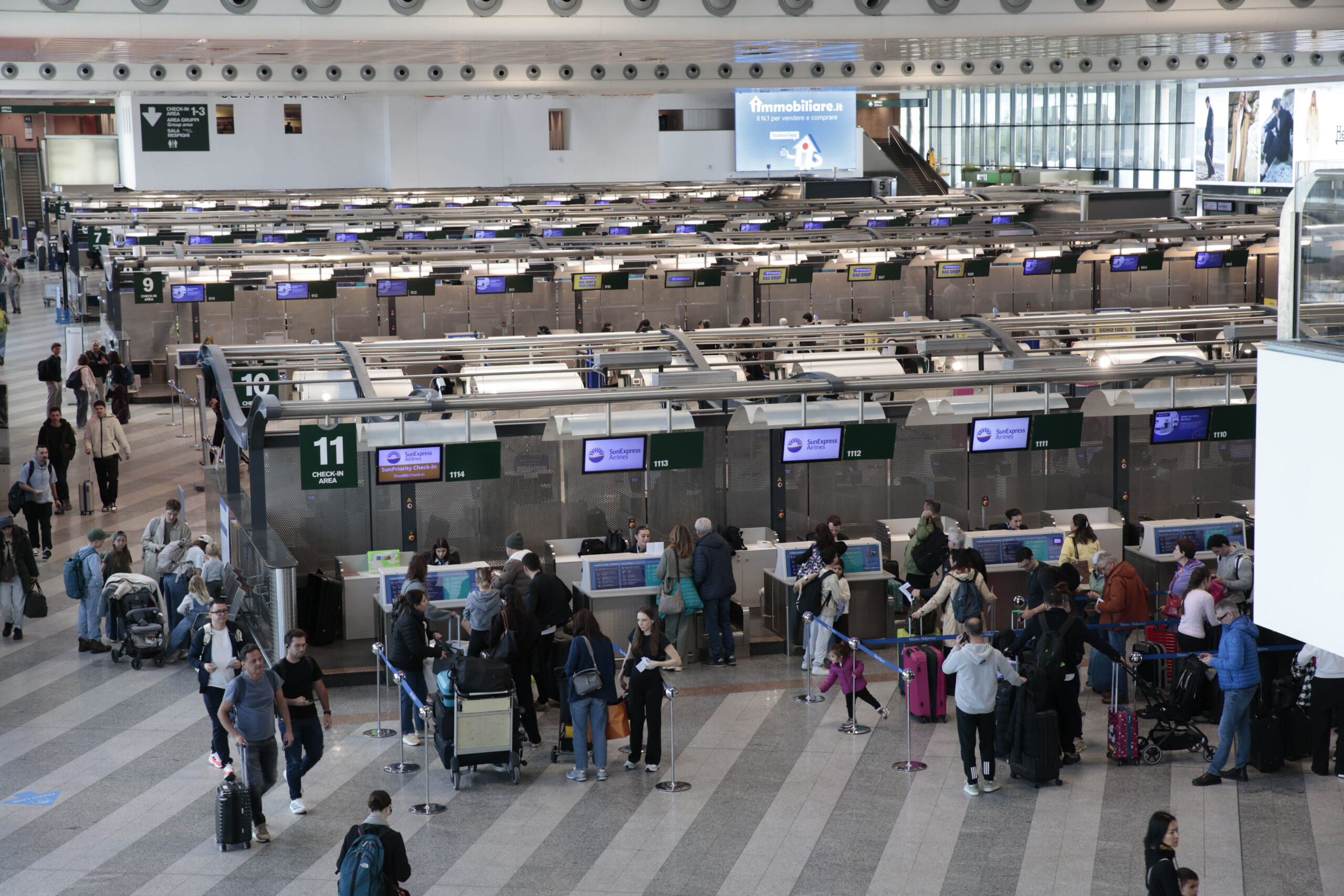 Pasqua in negativo: il turismo italiano soffre la guerra in Medio Oriente