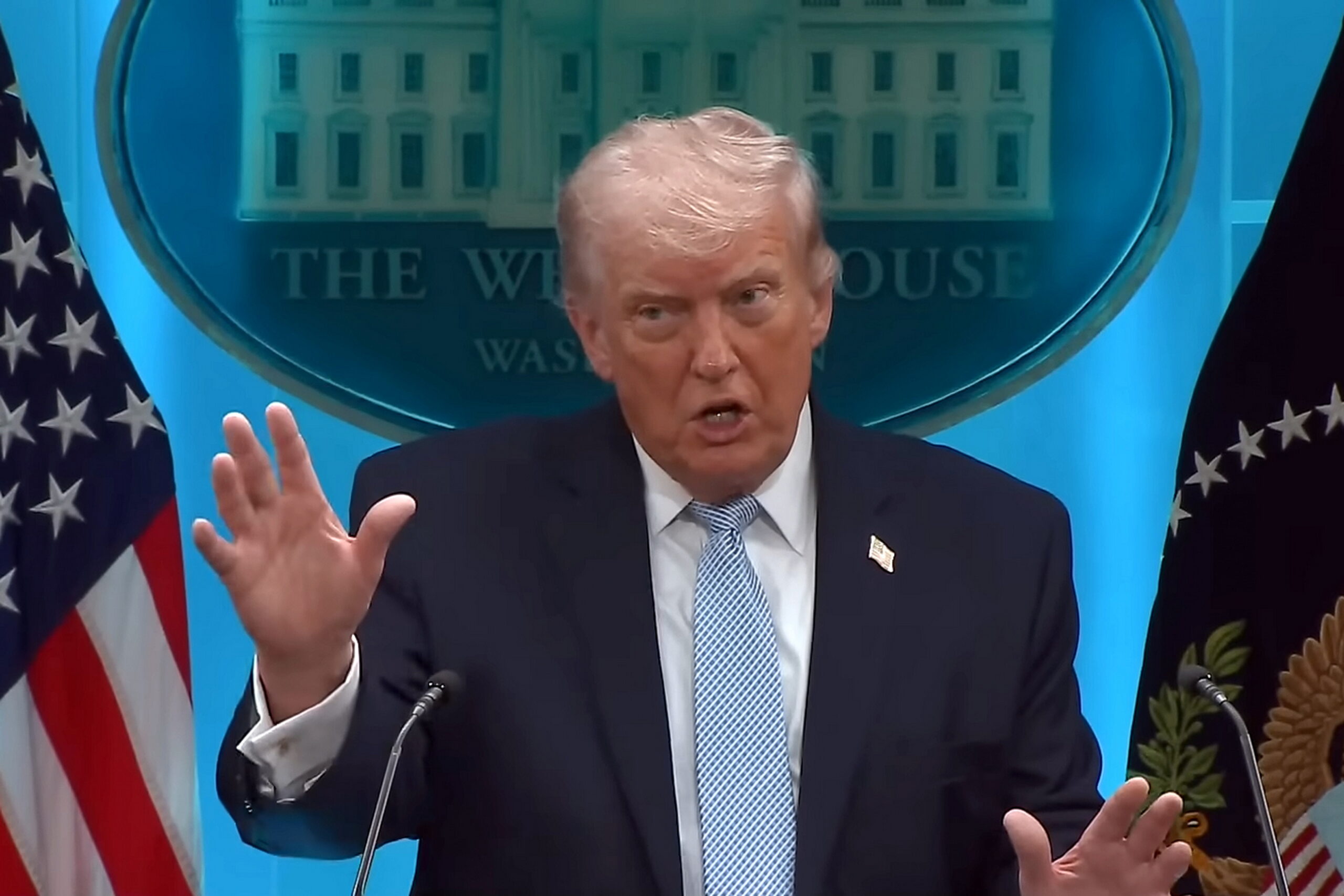 Trump frena i raid, ma l’accordo con l’Iran è ancora lontano