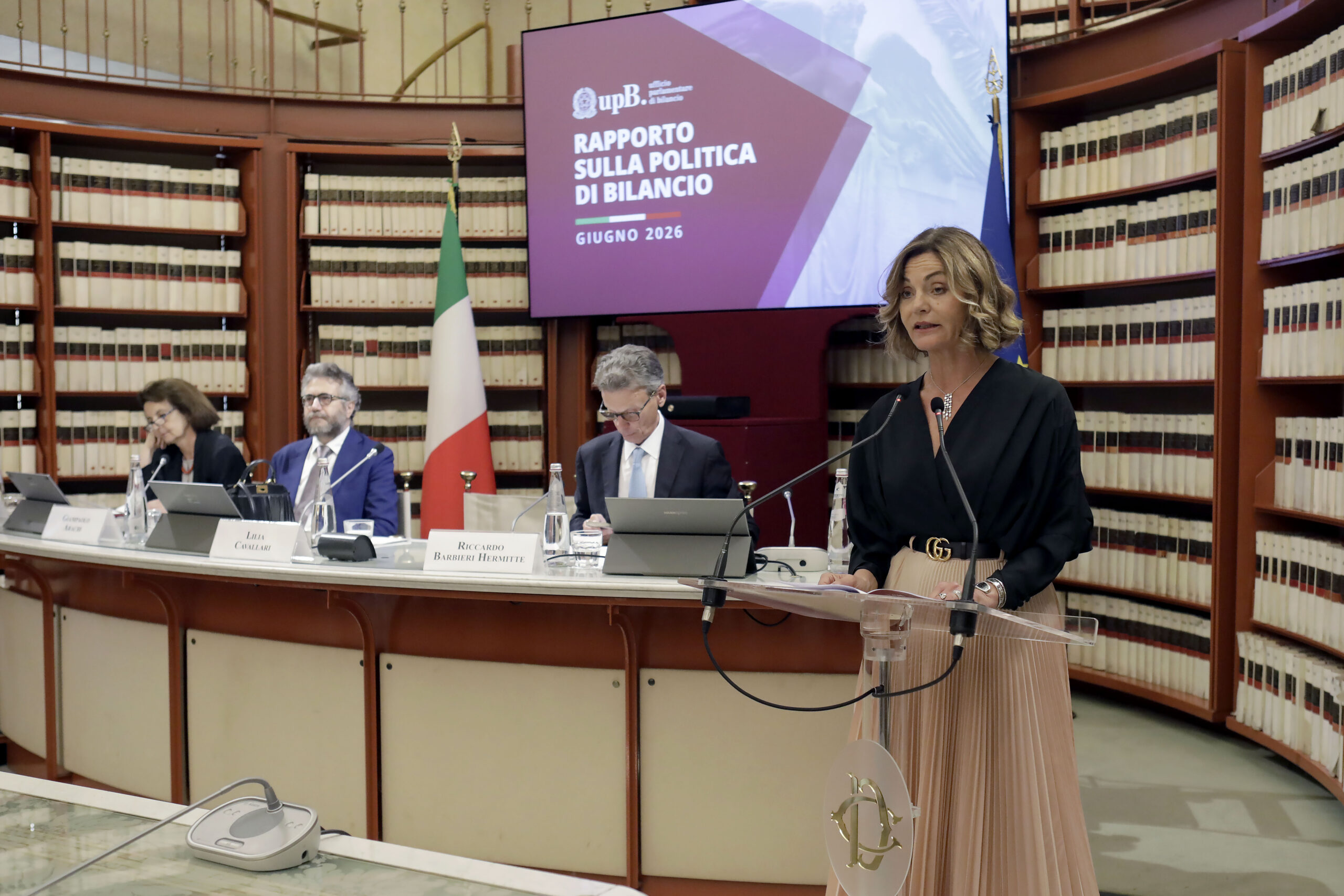 Italia più credibile sui conti pubblici, ma demografia e debito restano sfide aperte
