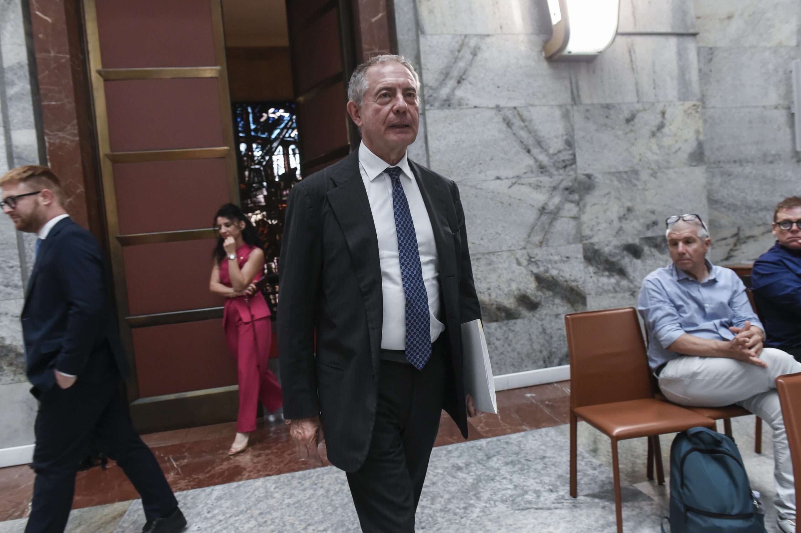 Carburanti, oggi vertice Urso-compagnie petroliere su prezzi