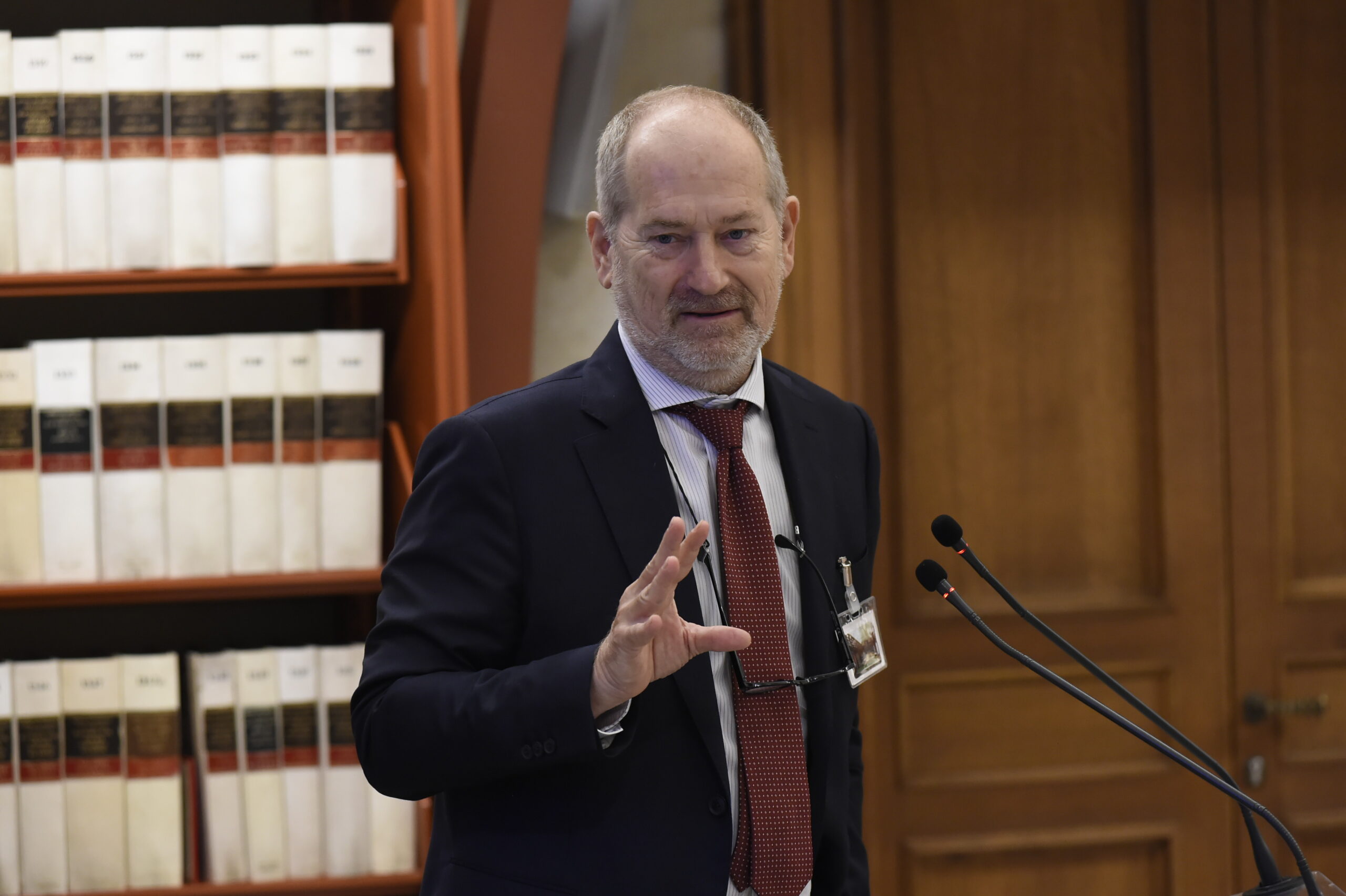 Energia, ARERA: “Differenziale prezzi elettricità e gas pesa sulla competitività imprese”