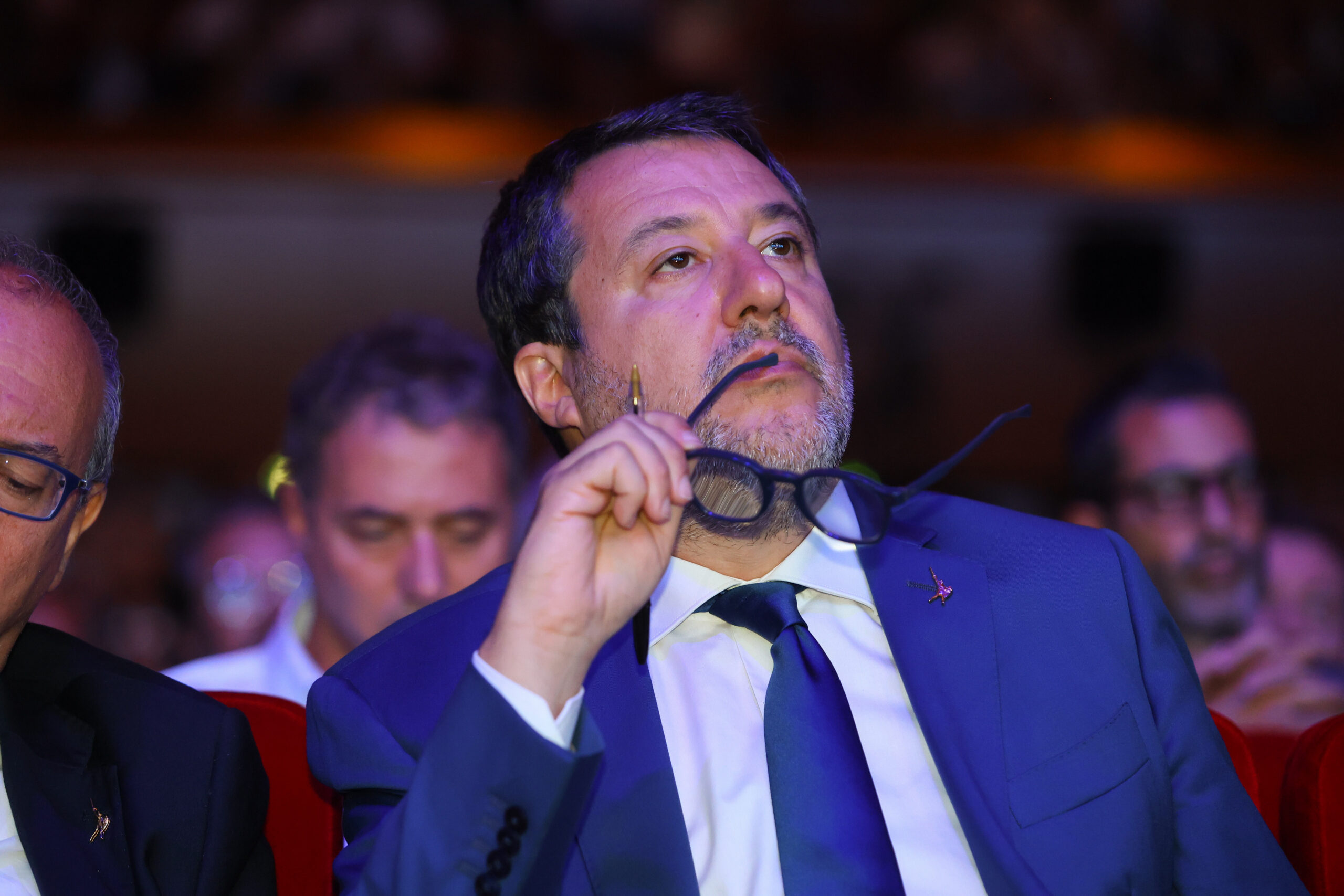 Treni, Salvini: “Tasso puntualità treni AV all’80%”