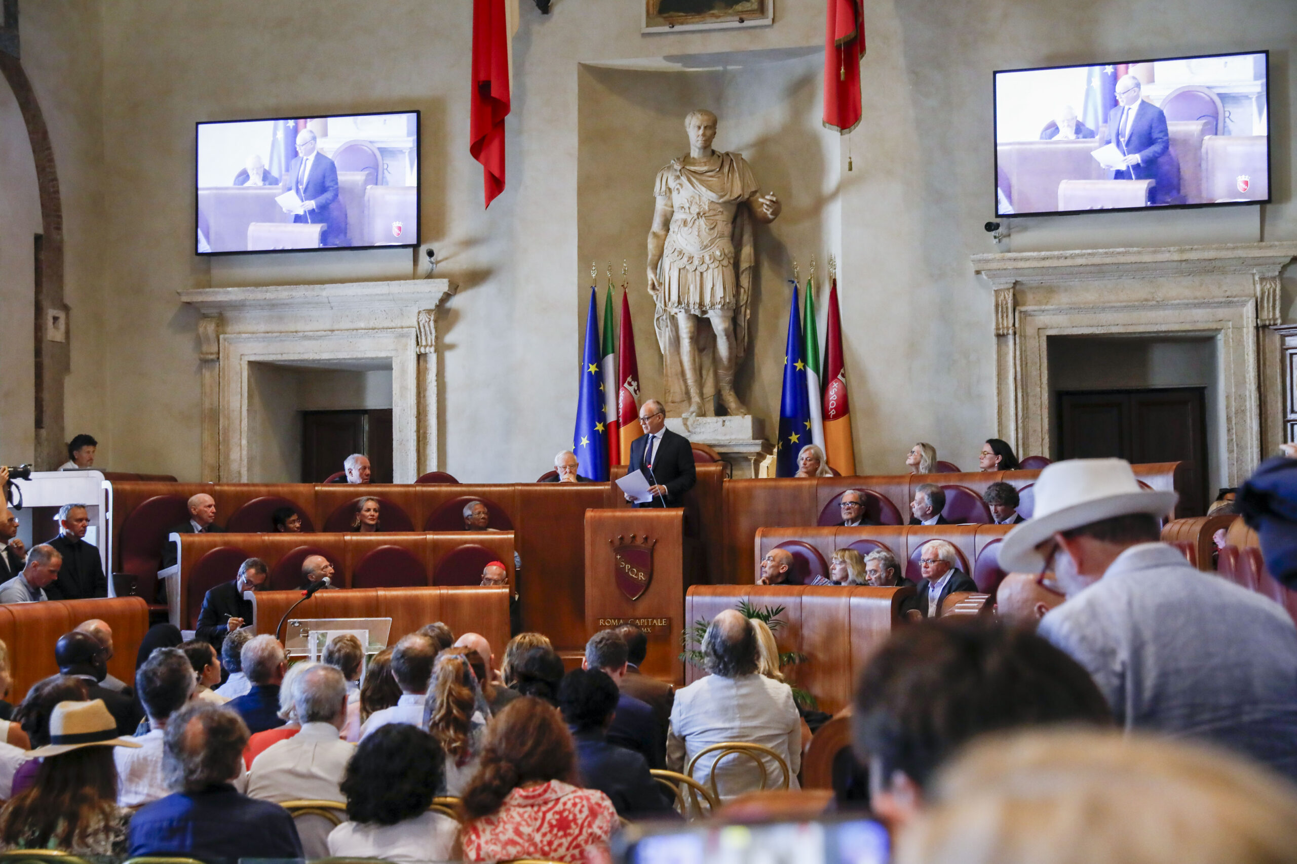 Roma, firmata dichiarazione per la Pace Disarmata