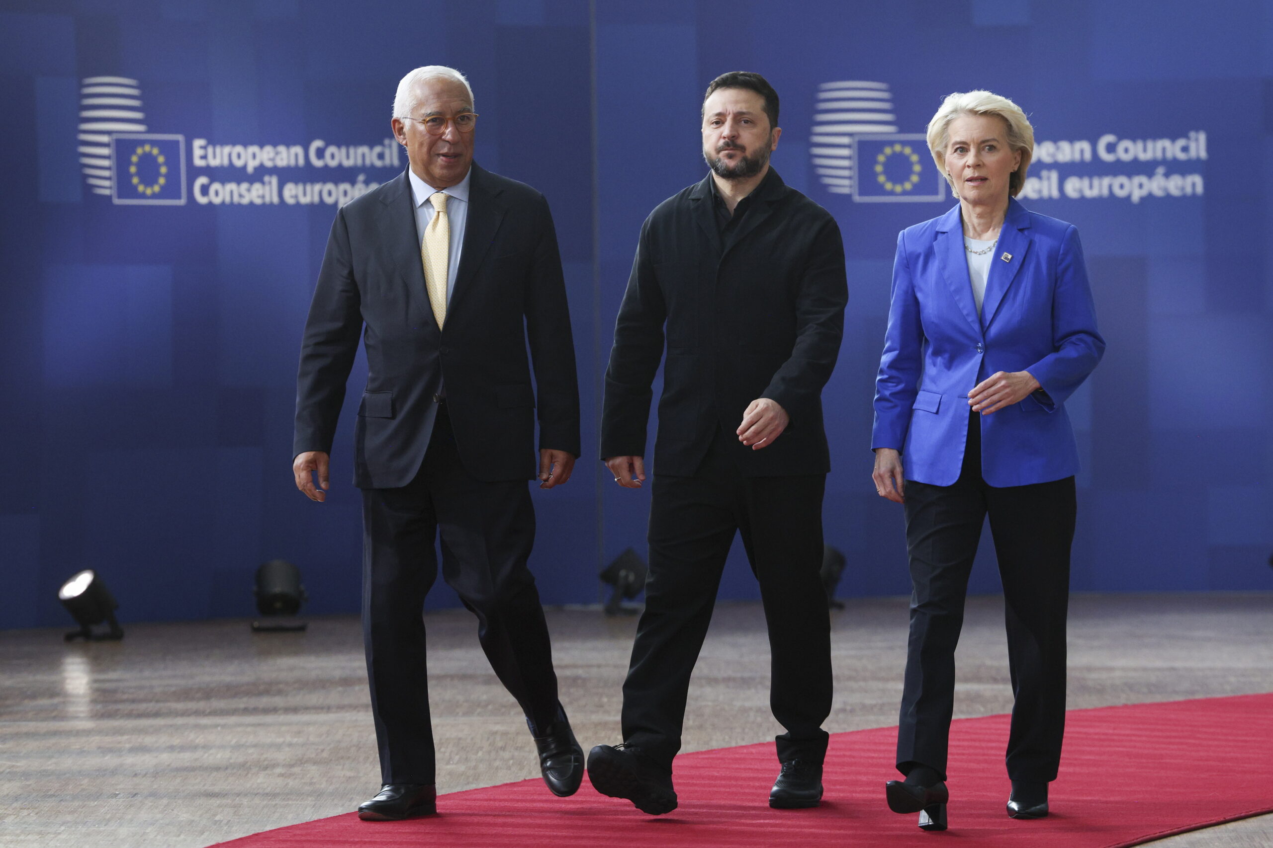 Il Consiglio europeo chiude con l’impegno per Kiev, Zelensky chiede altri 70 miliardi