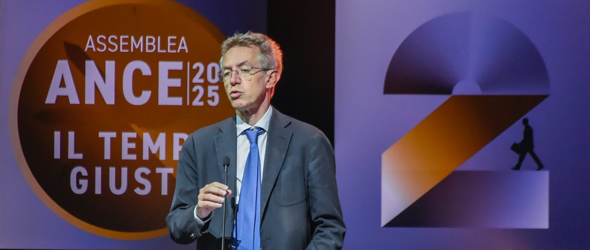 Manfredi: “Prioritari il piano casa e la rigenerazione urbana”