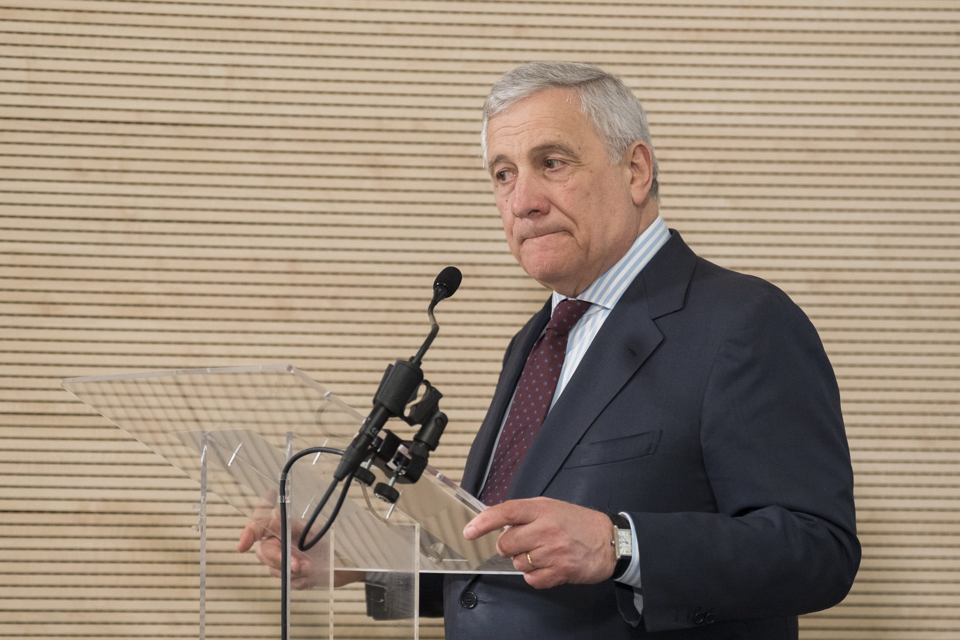 Ponte sullo Stretto, Tajani: “Avanti in tempi rapidi rispettando le osservazioni della magistratura”