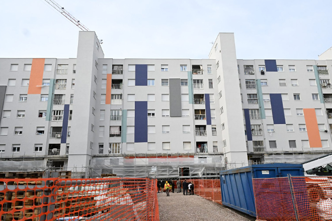 Roma, Tor Bella Monaca: sopralluogo di Gualtieri al cantiere Pnrr, “intervento che cambia il volto dell’area”