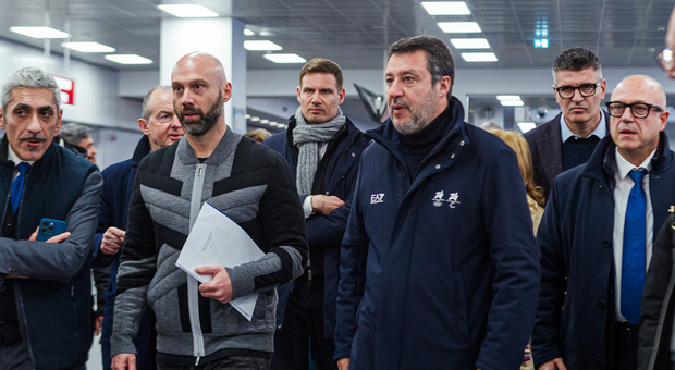 Campania, Salvini: “26 miliardi di cantieri aperti, un nuovo rinascimento per la regione”