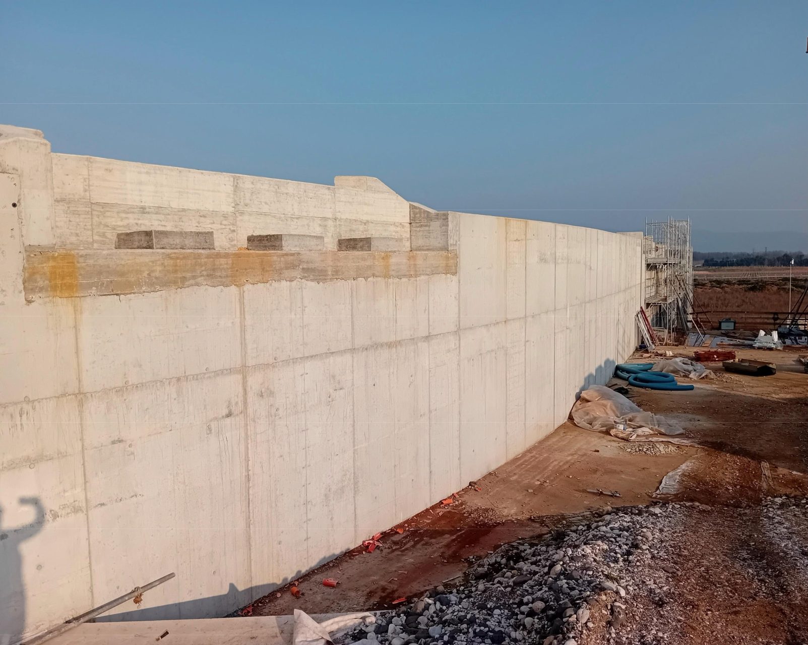 Montebello Vicentino (Vi): sopralluogo di Venturini al cantiere del bacino di laminazione, lavori al 40%