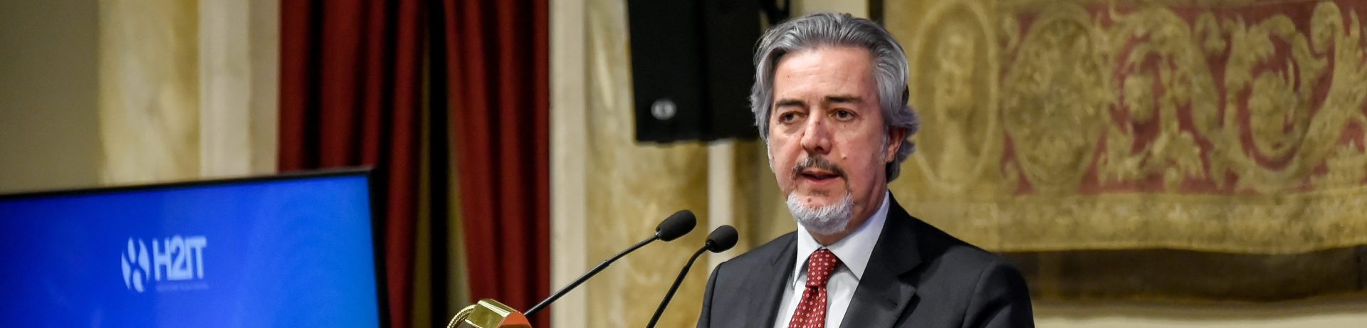 Battistoni: “Industria dell’idrogeno pilastro fondamentale per la decarbonizzazione”