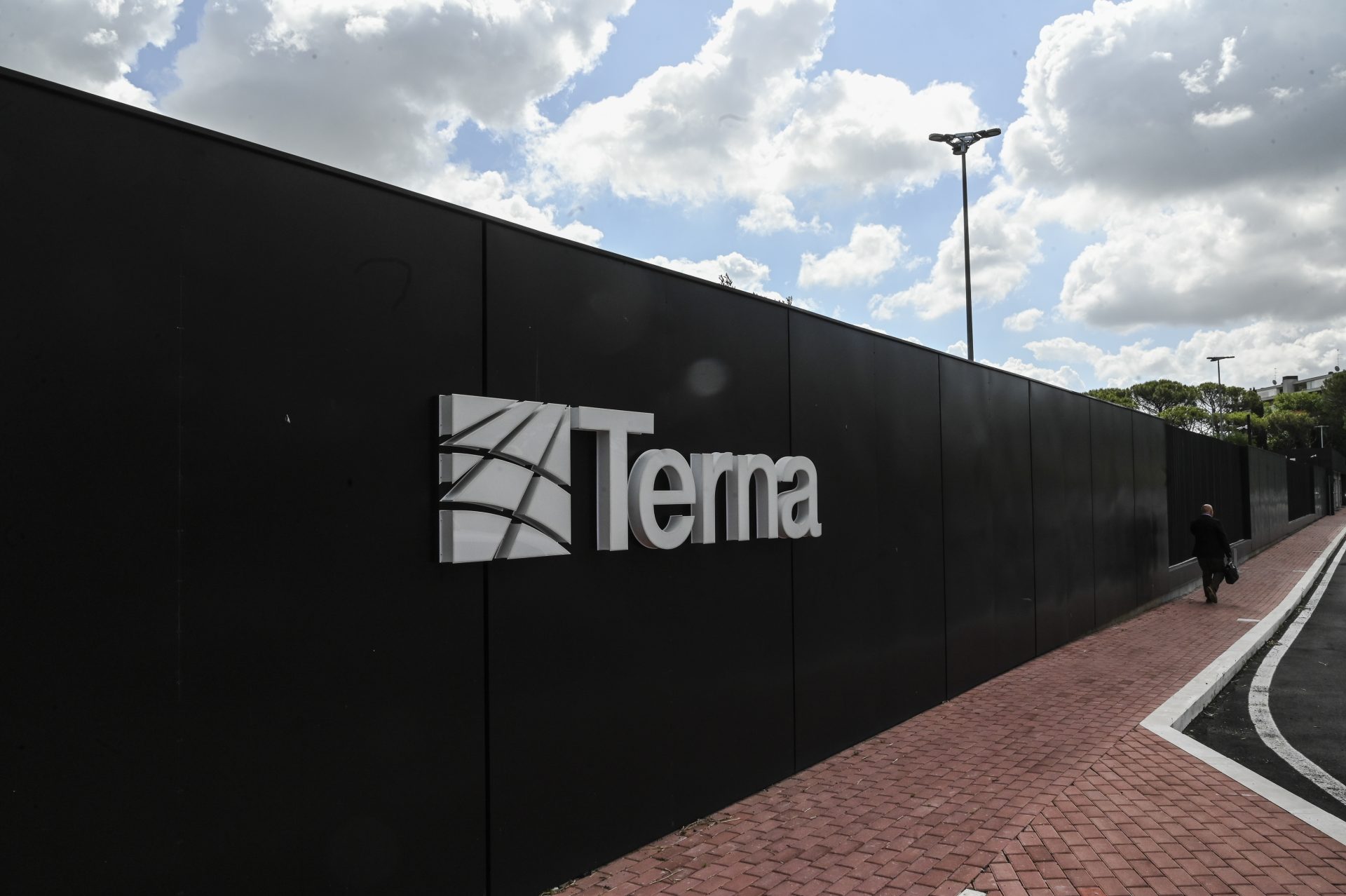 Terna: entro il 2025 operative nuove infrastrutture per circa 800 mln