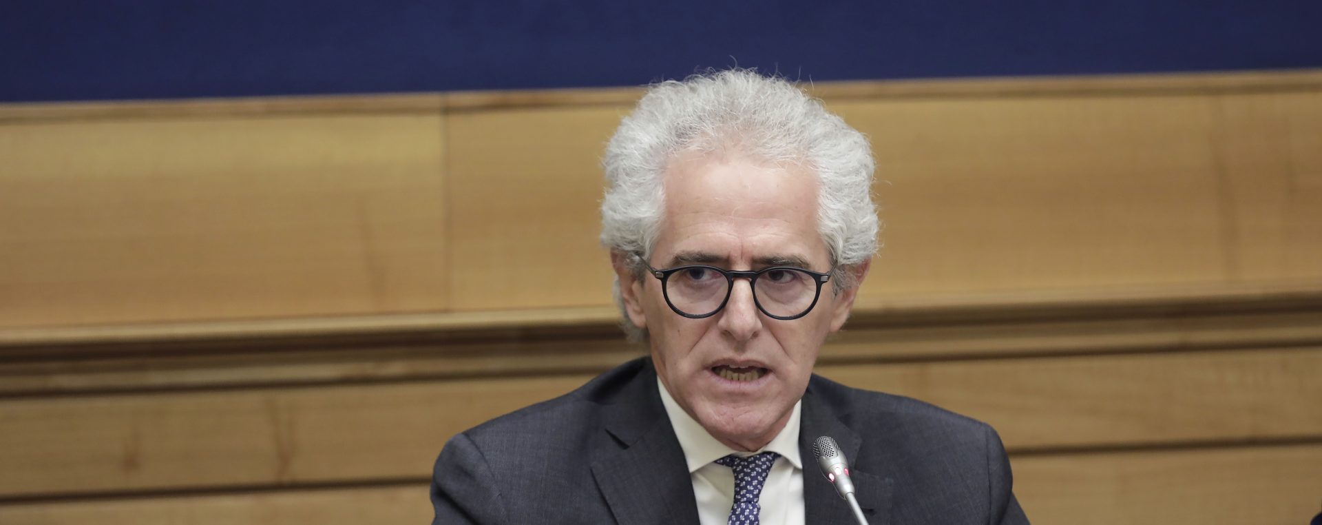 Rincari dei trasporti a Natale, Ciani (Demos): “Inaccettabile, presentata interrogazione al ministro Salvini”