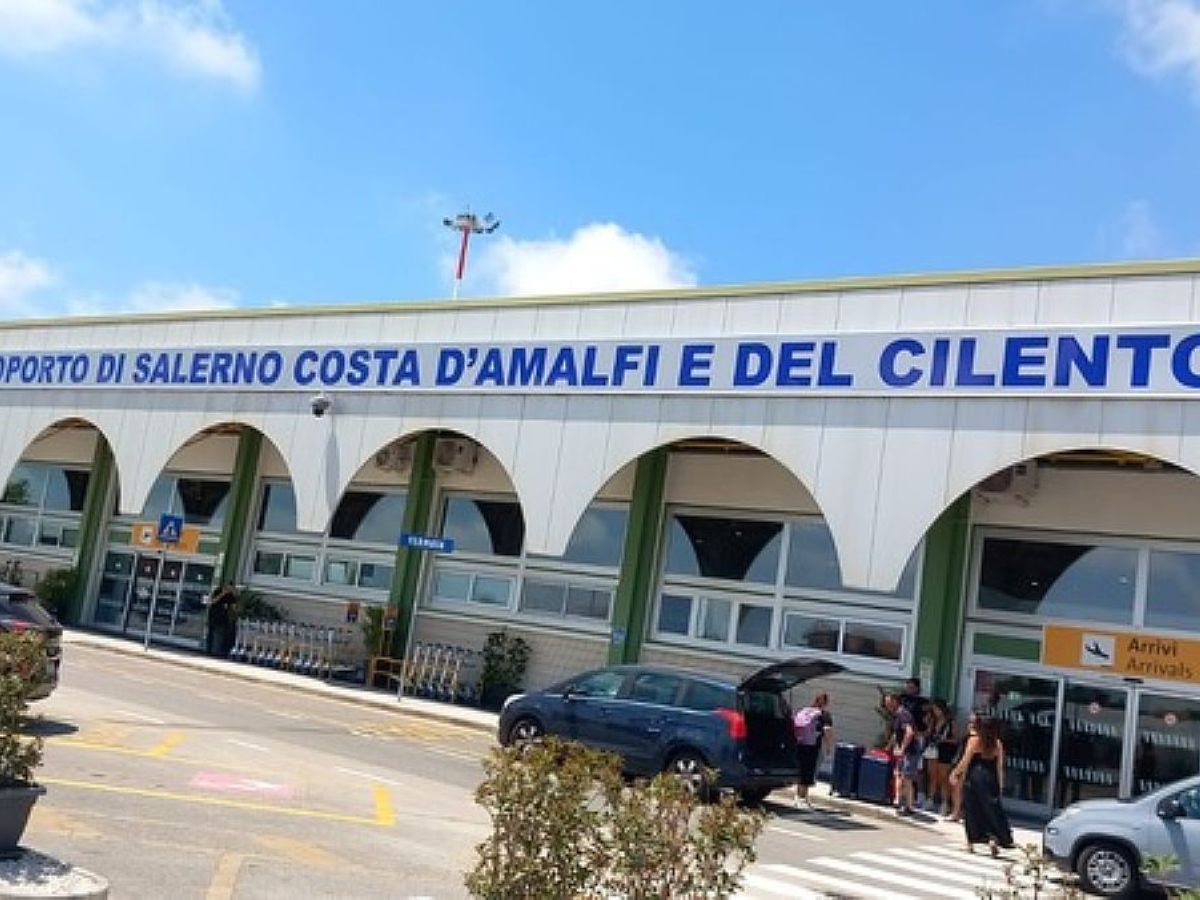 Aeroporto di Salerno, Ferrante e Iannone convocano Enac e Gesac per un confronto sul calo dei flussi