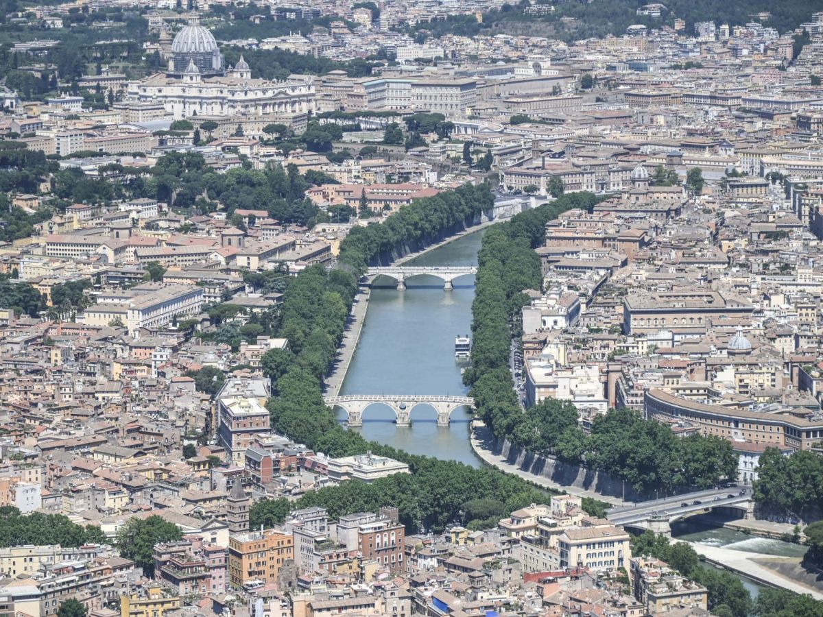 “Muoviamo il Paese e costruiamo il futuro”: a Roma il convegno Cisl su investimenti e grandi opere