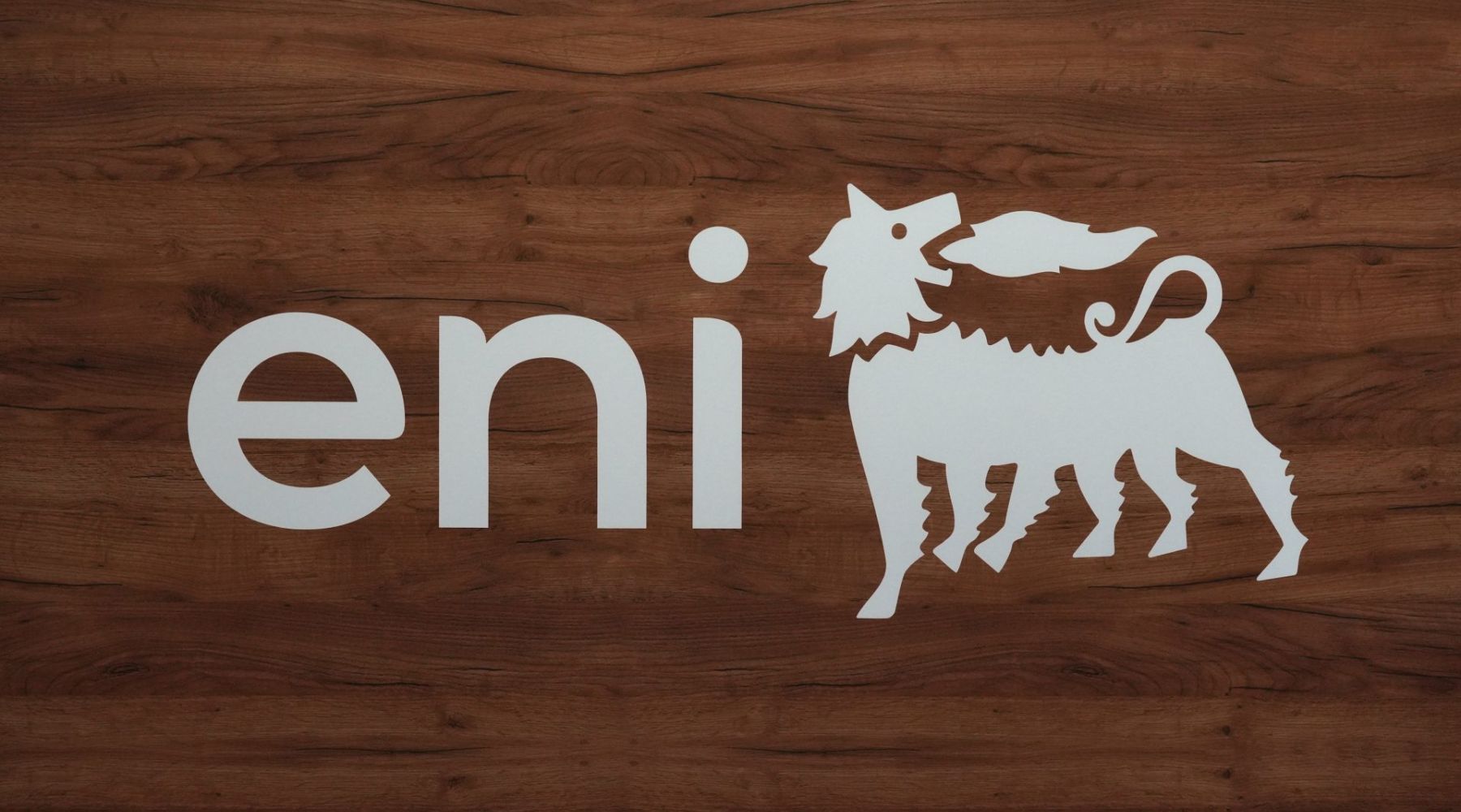 Eni accelera in Africa: al via forniture di gas dal giacimento di Quiluma in Angola