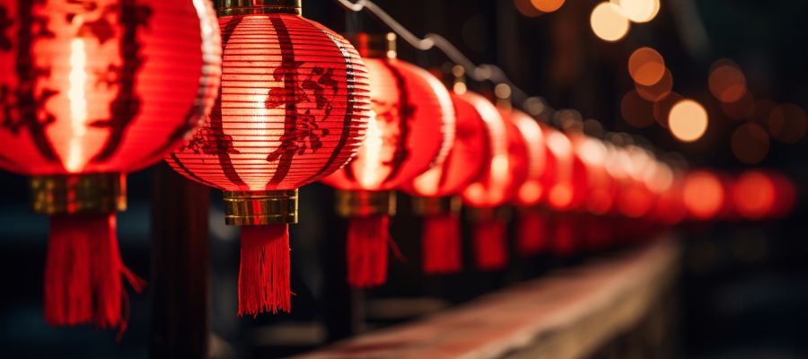 La Cina che avanza zoppicando