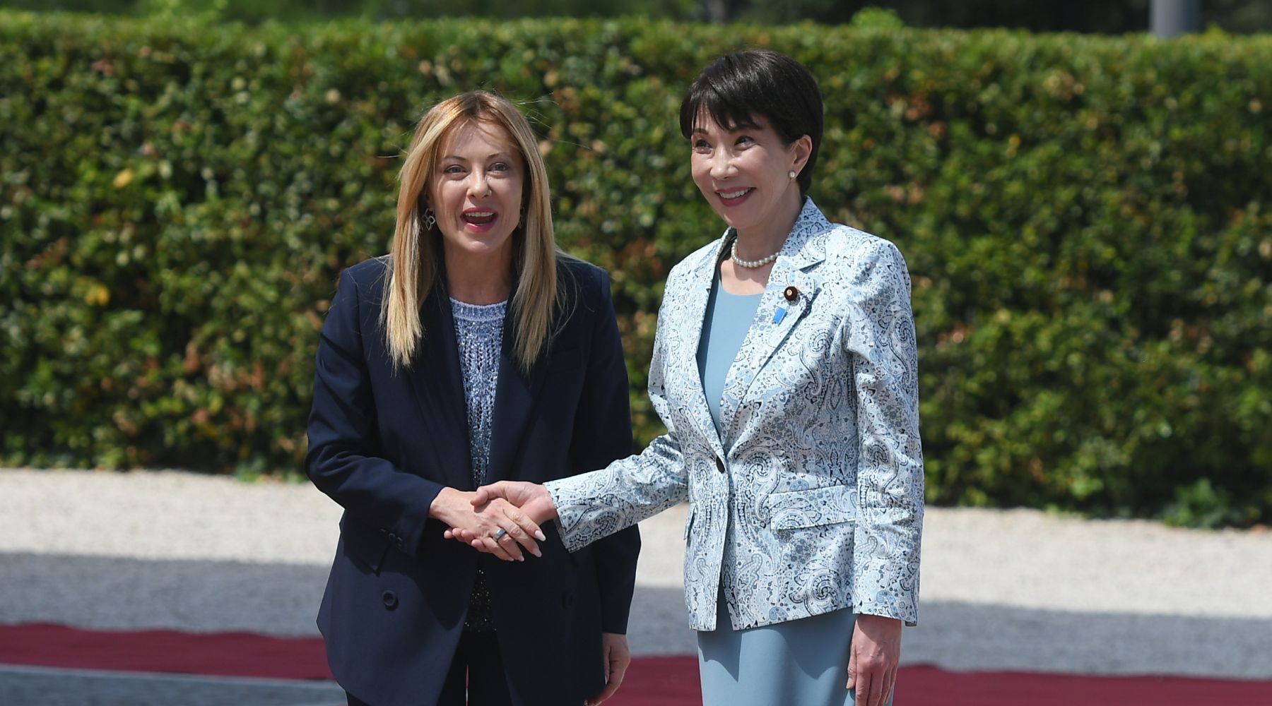 Meloni e Takaichi a Villa Pamphilj, l’asse Roma-Tokyo punta su difesa, spazio e Ponte sullo Stretto
