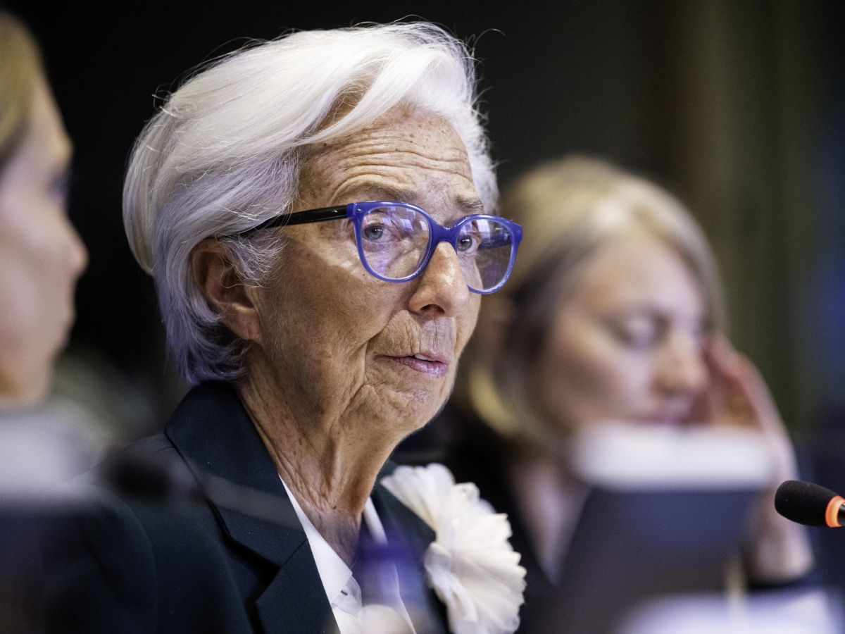 BCE, Lagarde lancia l’allarme sulla crescita e mette in guardia sull’AI