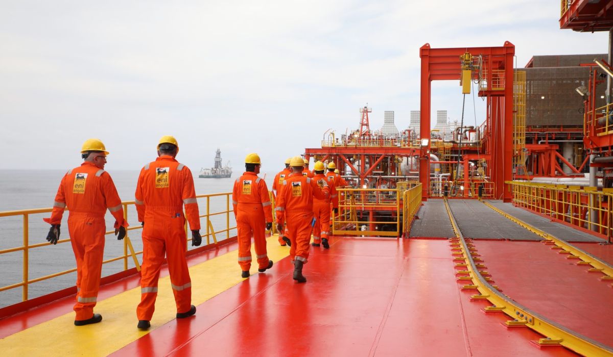 Eni avvia estrazione gas Quiluma Angola: 330 milioni di piedi cubi al giorno entro 2026 per GNL e industria locale