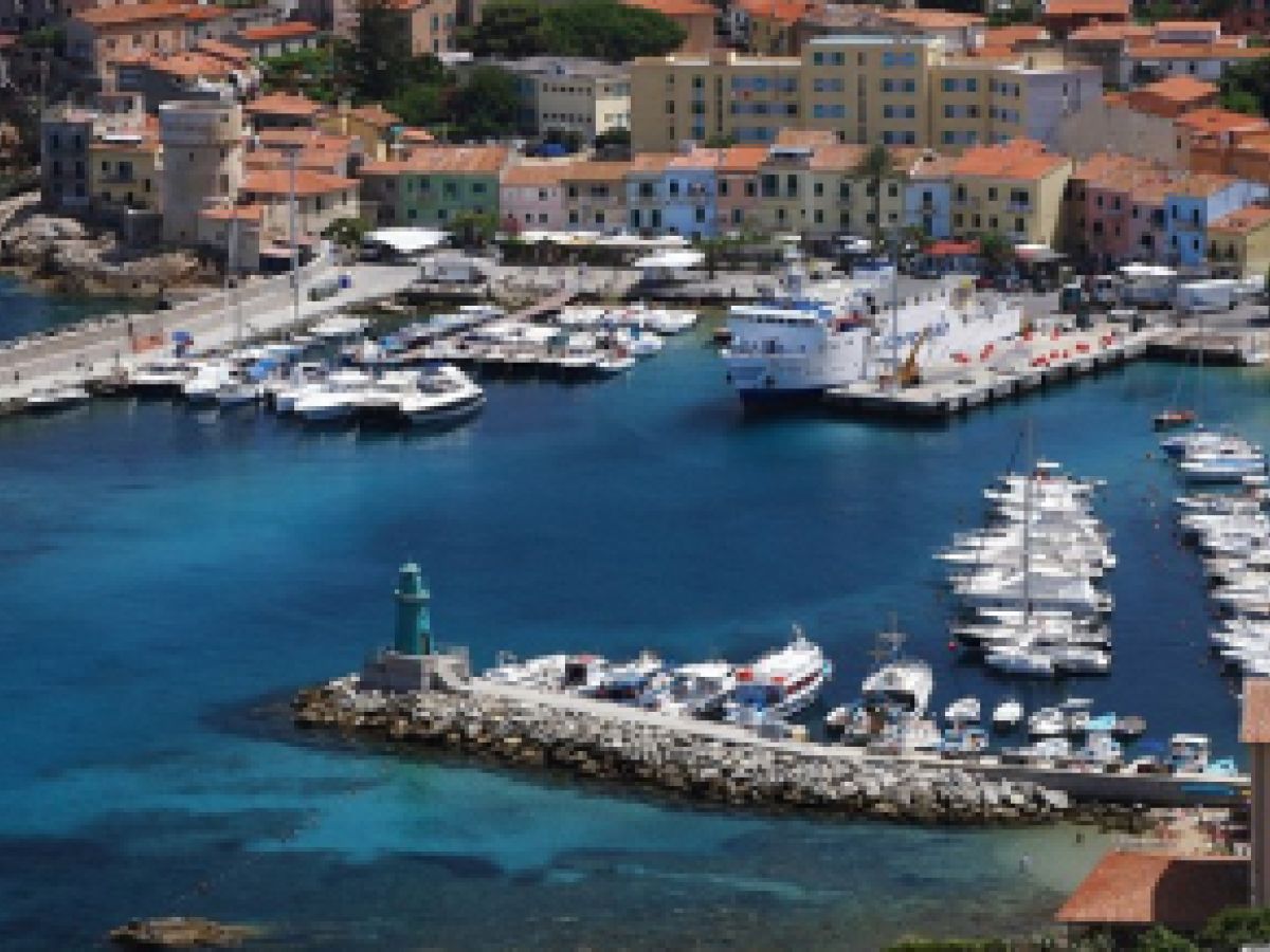 Isola del Giglio (Gr): continua il piano di riqualificazione portuale da 400 mila euro