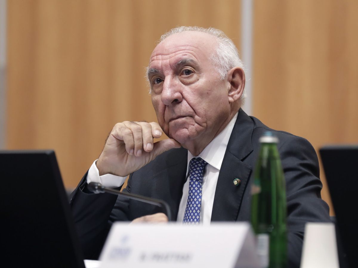 AI, Stanzione: “Protezione dati presidio essenziale nelle attività di indagine”