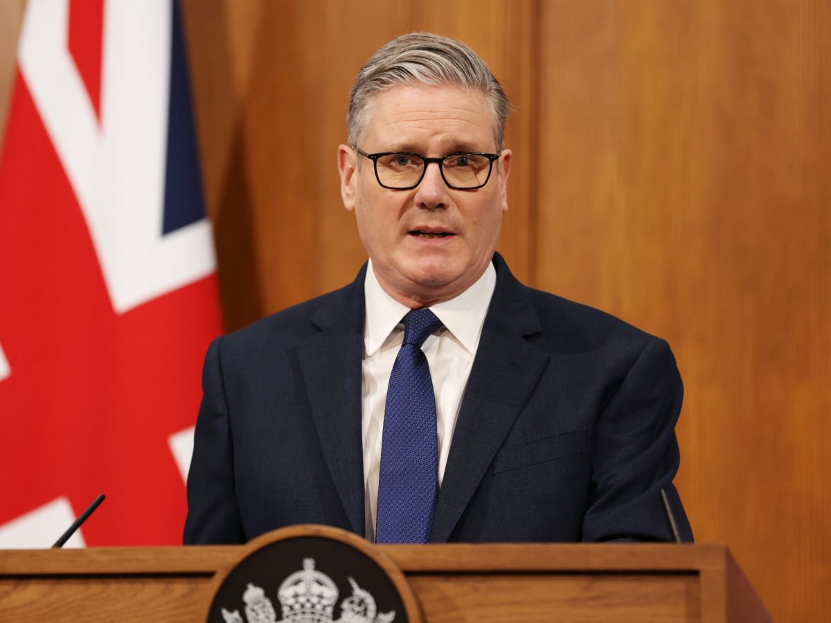 Il naufragio di Starmer e il paradosso britannico