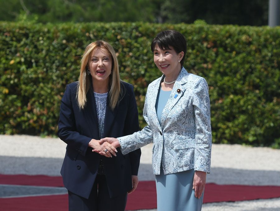 Meloni e Takaichi a Villa Pamphilj, l’asse Roma-Tokyo punta su difesa, spazio e Ponte sullo Stretto