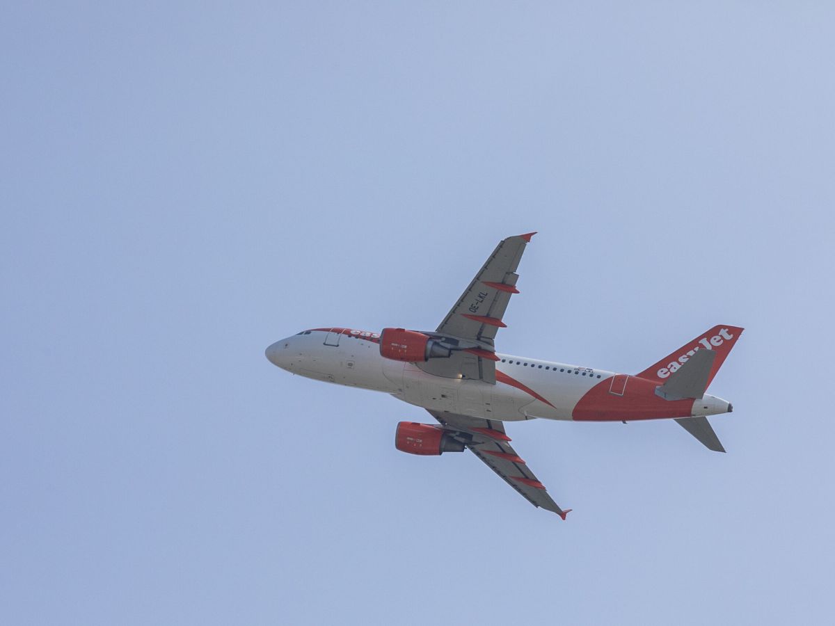 Il fondo americano Castlelake rileva Easyjet