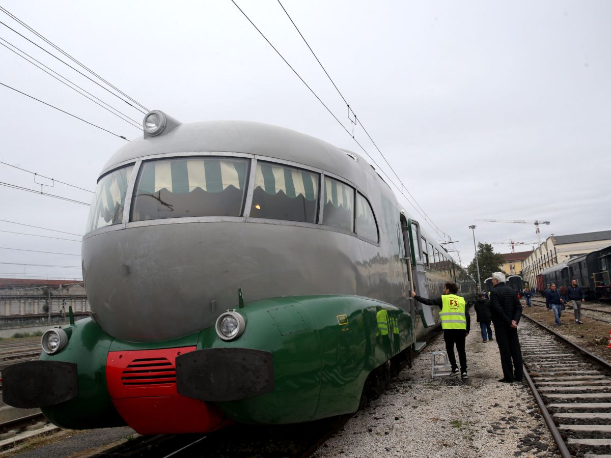 Fondazione FS: dal 6 settembre al 27 dicembre in Campania tornano i treni storici