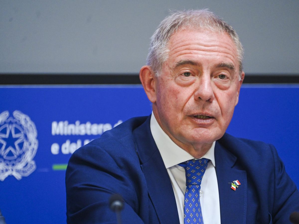Infrastrutture, Urso: “Non si può estendere Zes unica ad altre aree del paese. Possiamo agire su tre livelli”