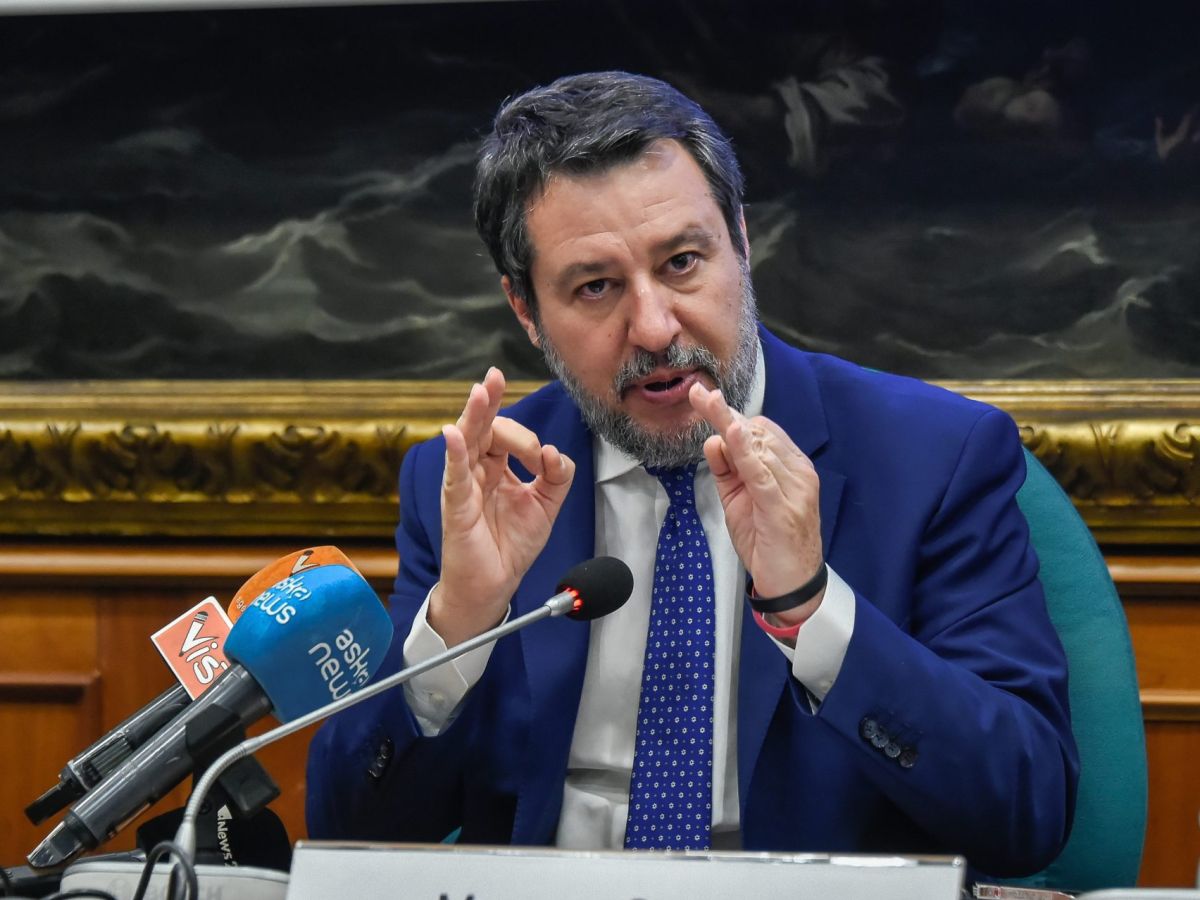 Ponte sullo Stretto, Salvini: rilievi superabili e atti da riscrivere se necessario
