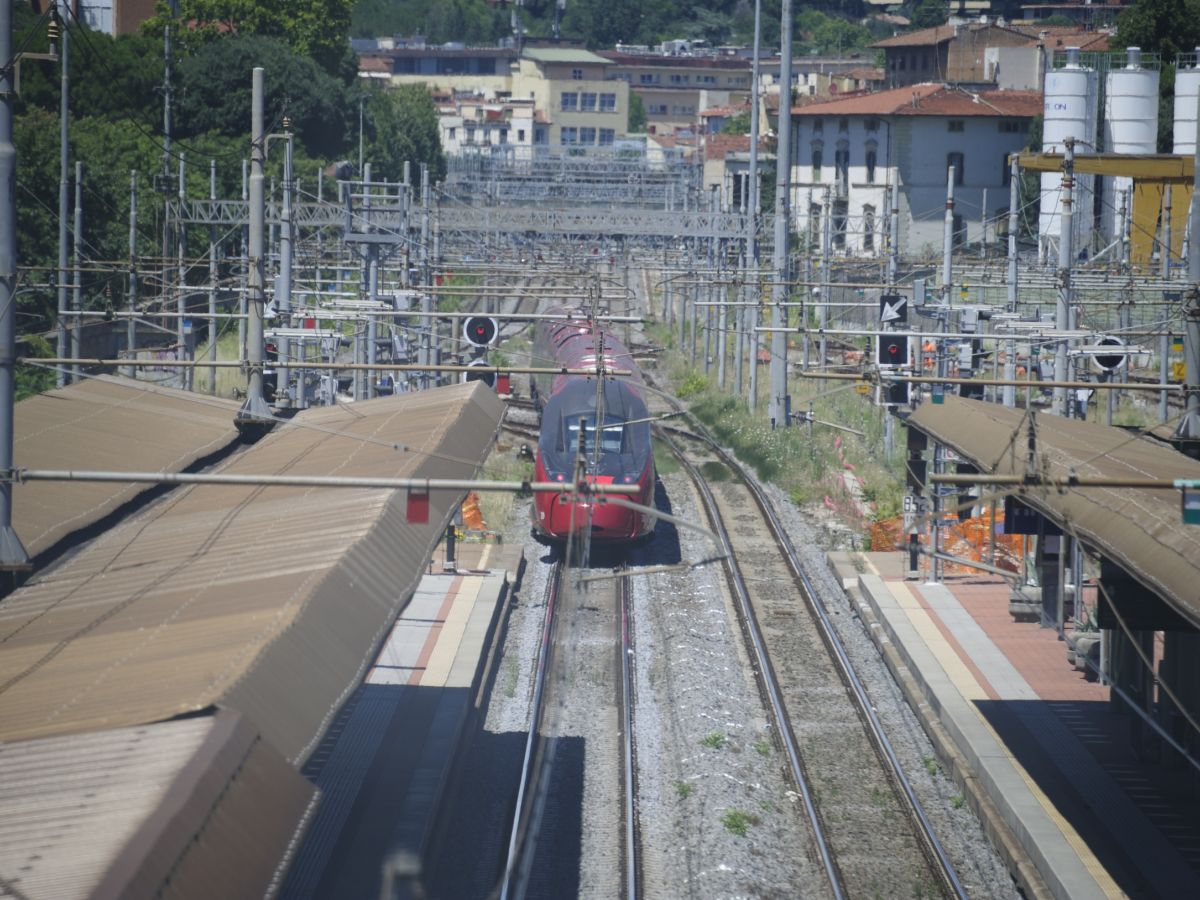 Trasporti, nuovo stop dei treni dal 26 al 30 luglio a Firenze
