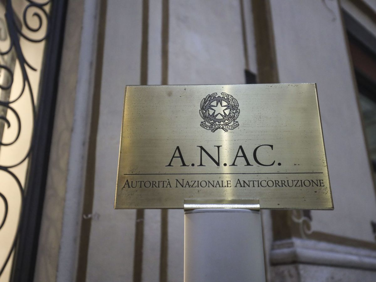 Anac: quasi 300 miliardi di lavori pubblici aggiudicati dal 2021 al 2025, 24% in infrastrutture strategiche