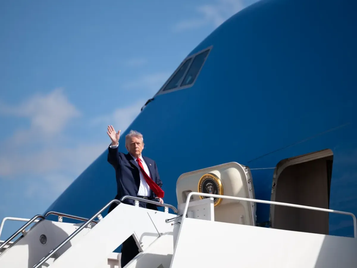 Difesa: Trump, si alla costruzione di nuovi impianti di produzione militari