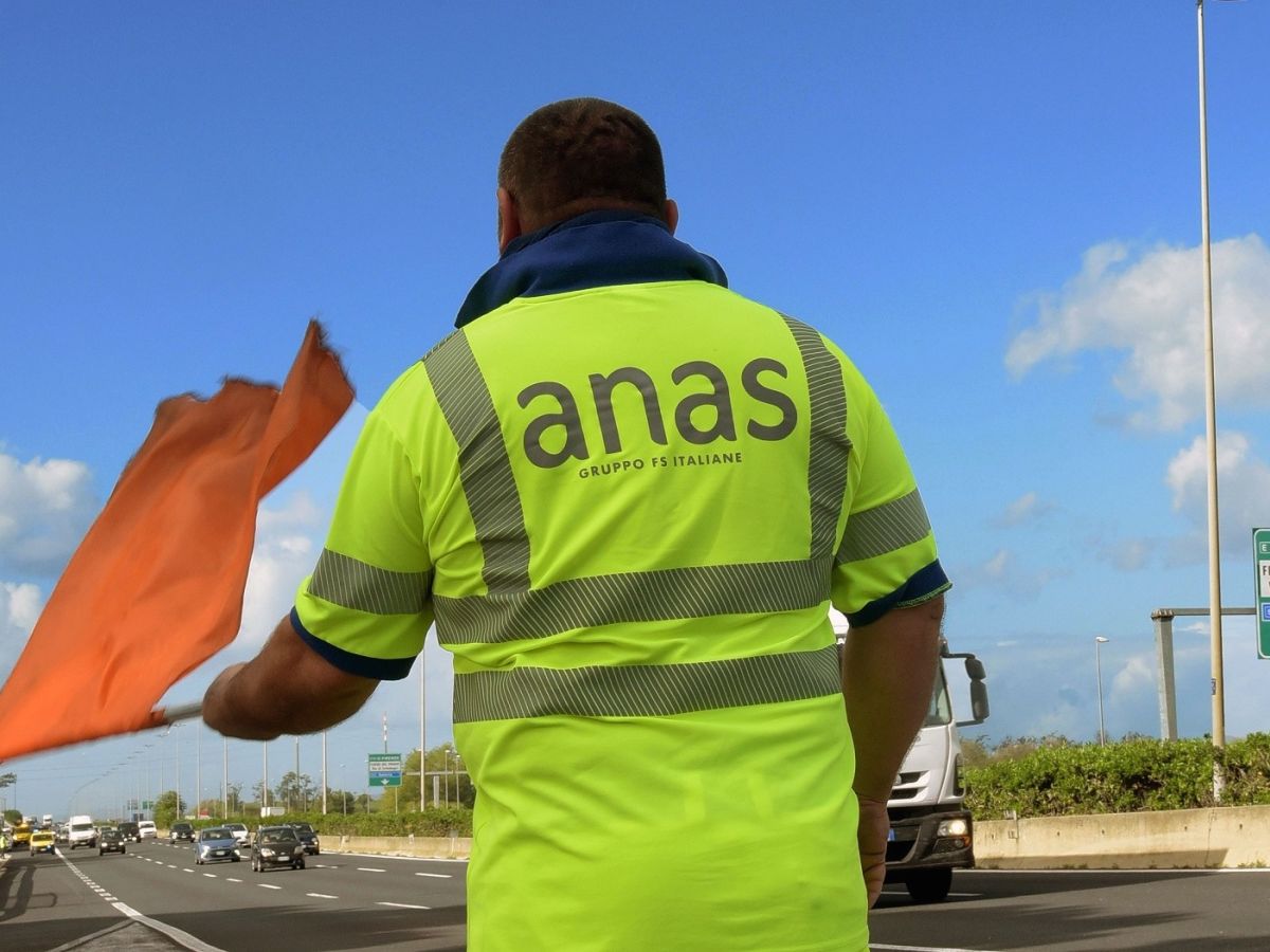 Separazione FS e Anas entro il 2026: cosa cambia per investimenti, strade, ferrovie e ciclovie