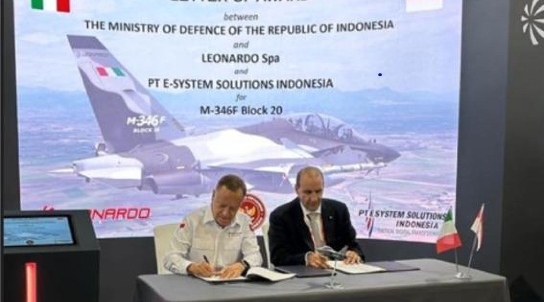 Leonardo fornirà gli M-346 all’Indonesia