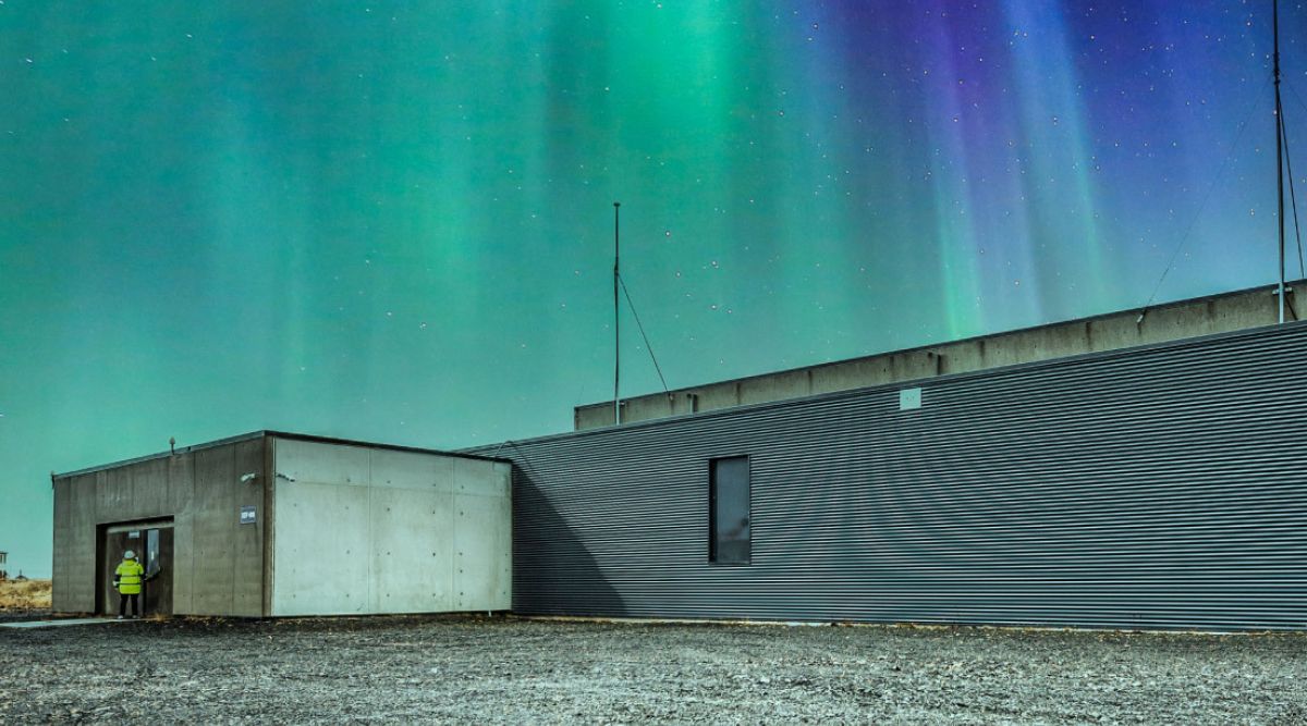 La realtà dietro ogni click, come i data center consumano energia, acqua e miliardi di dollari